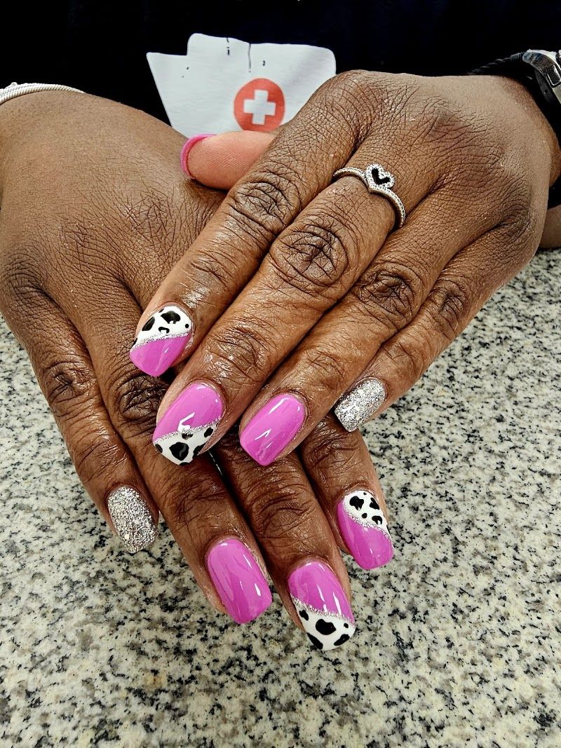Ross Nail and Spa, nail salon in Hamilton, OH, photo 4 of 10