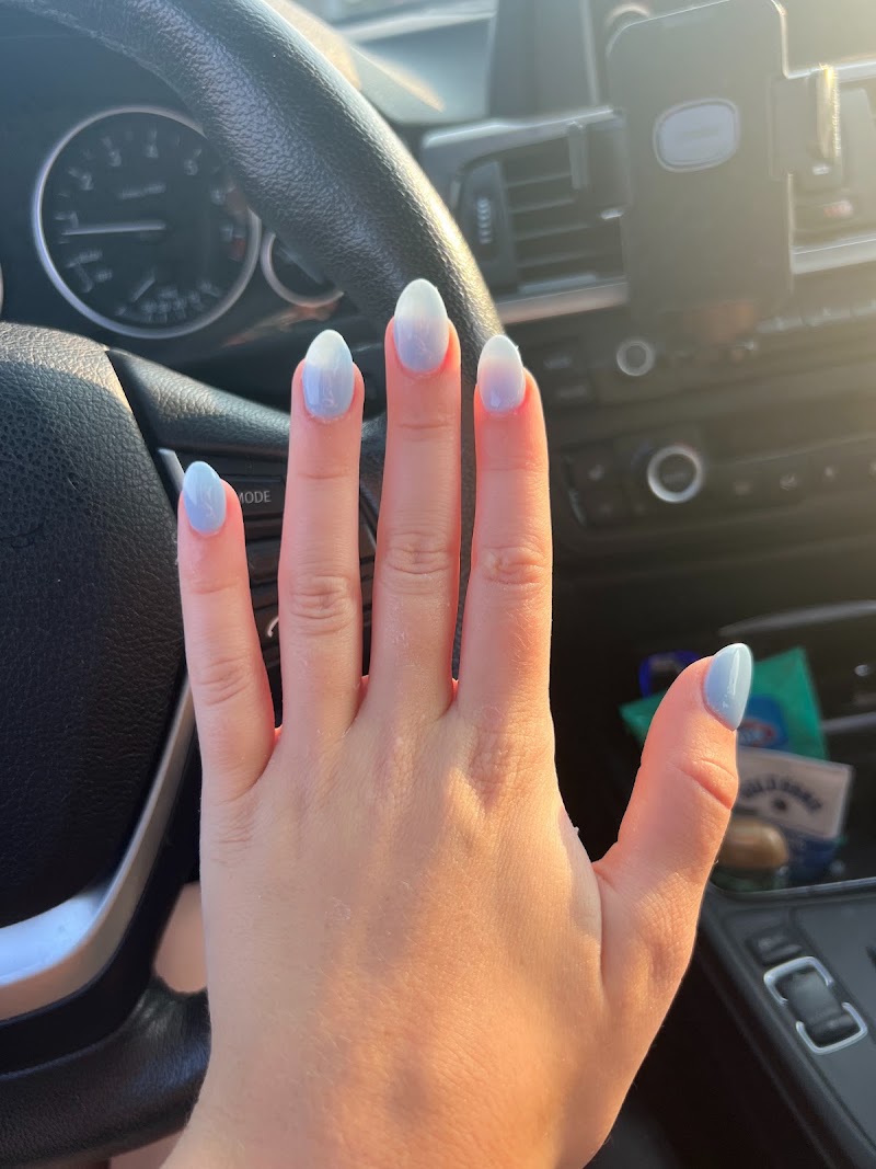 Ross Nail and Spa, nail salon in Hamilton, OH, photo 5 of 10